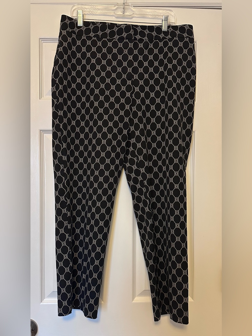 Talbots Black and Cream Geometric Pants  NWT - Size 14